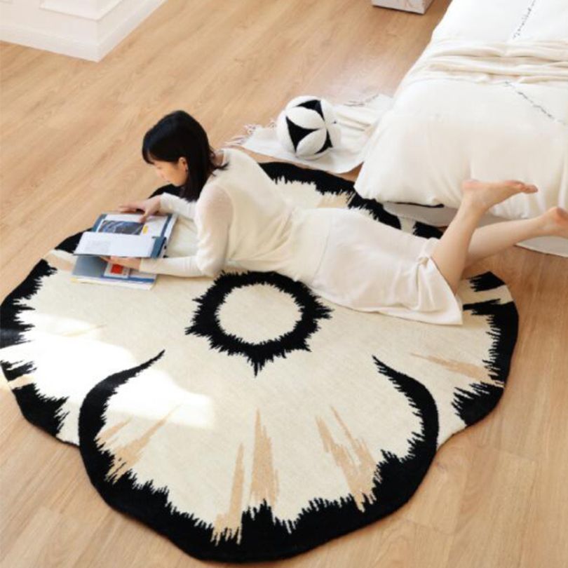 Flower Shape Rug for Living Rooms and Bedrooms | Washable