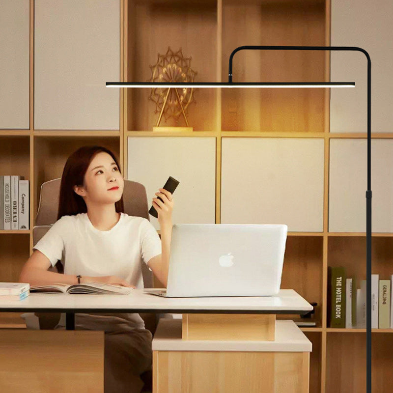 Linear LED Floor Lamp | Living Room