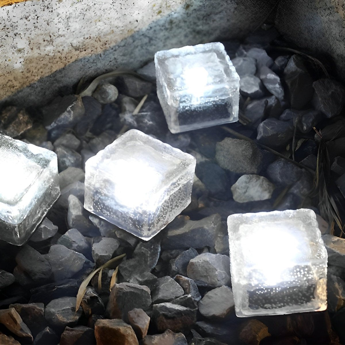 Outdoor Lights LED Glass Brick Path Lamps | Solar