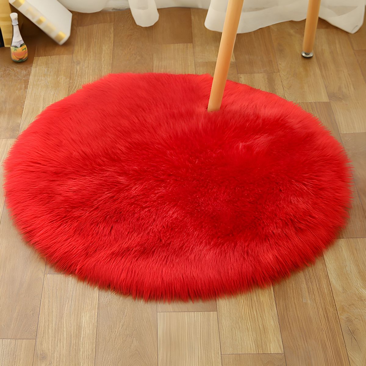 Round Rugs for Bedroom and Living Room Interiors | Modern