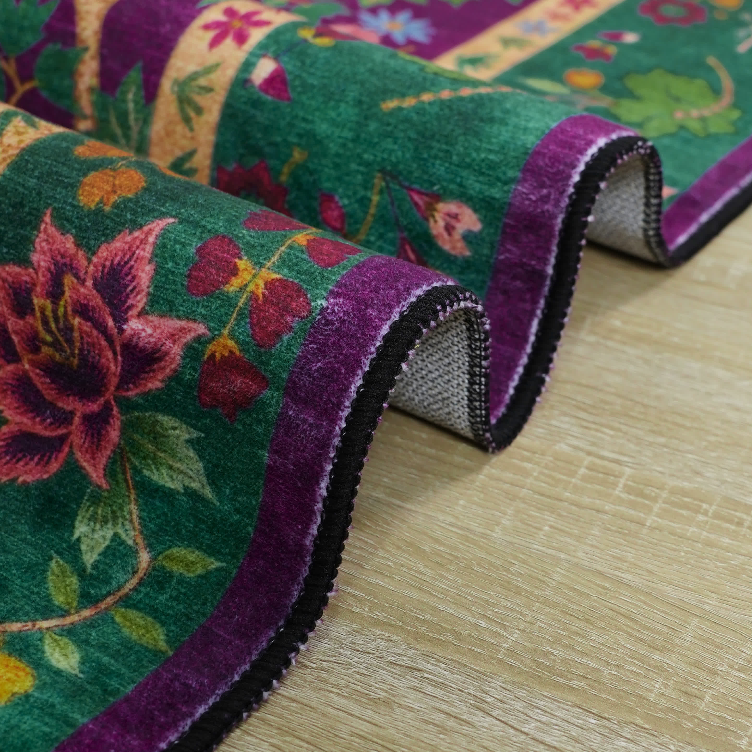 Washable Carpet for Living Rooms and Bedrooms | Floral