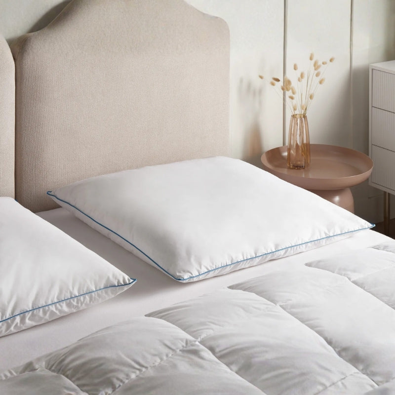 White Sleeping Pillow Square | Classic Hotel Style